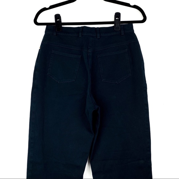 St. John Black Straight Leg Pants Gold Hardware - Picture 3 of 8